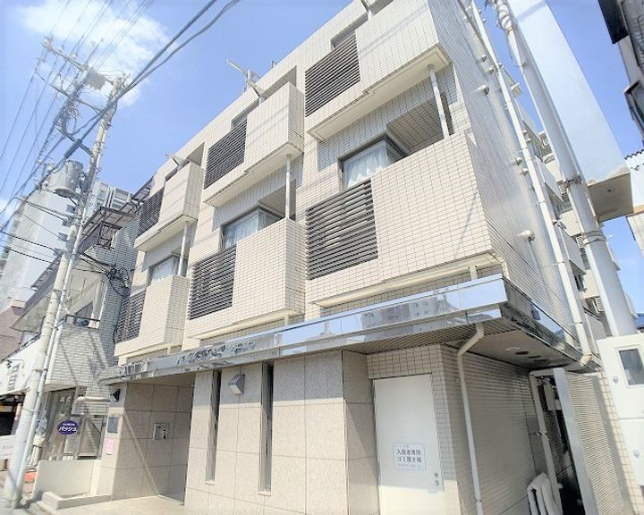 グランピア朝霞の外観