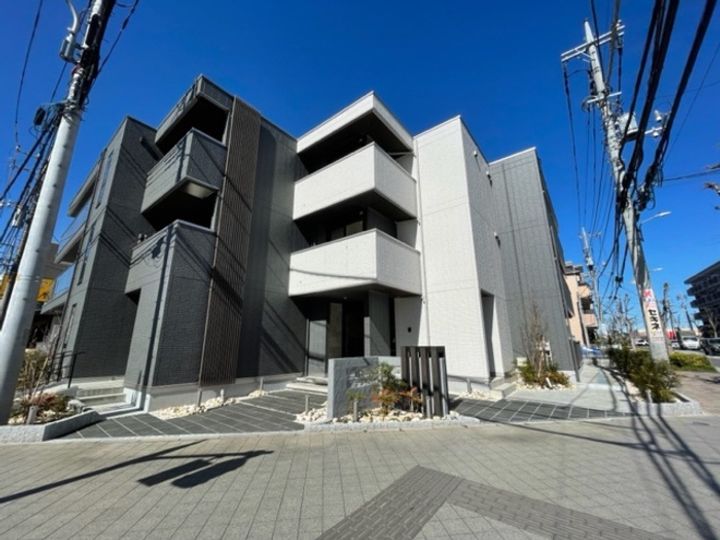 プランドール(富士見)の外観