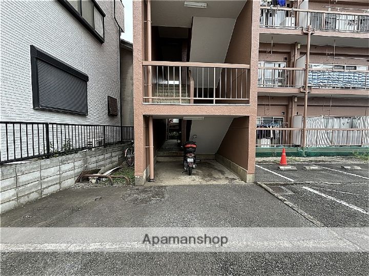 鶴瀬マンション205の外観