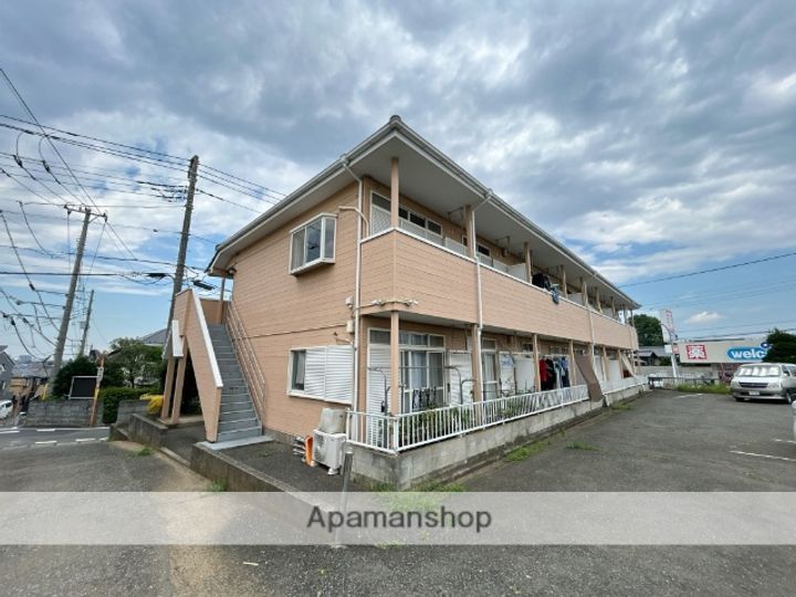 アーバンヒルズの外観