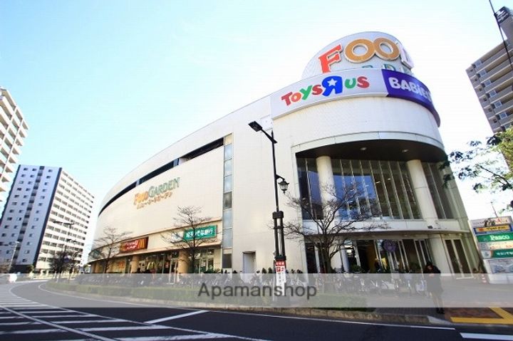 ジョイフル10の周辺