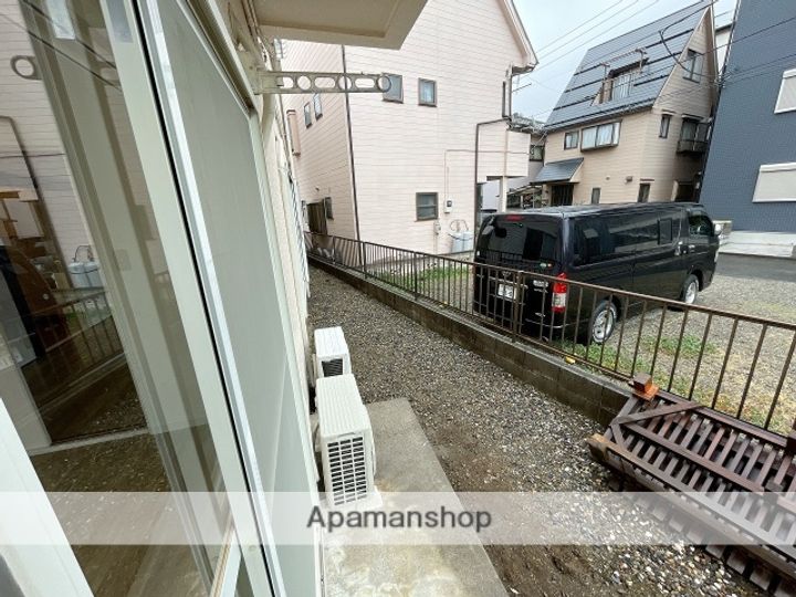 クイーンズパークの内装