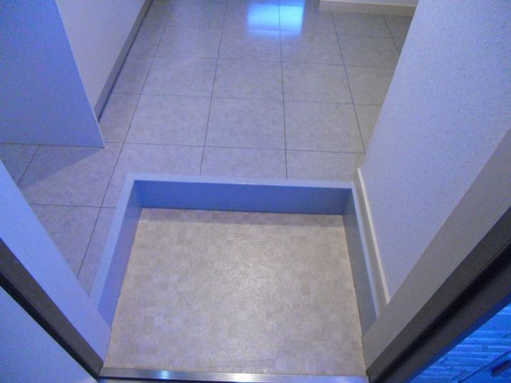 埼玉県朝霞市朝志ケ丘2丁目の賃貸アパートの玄関