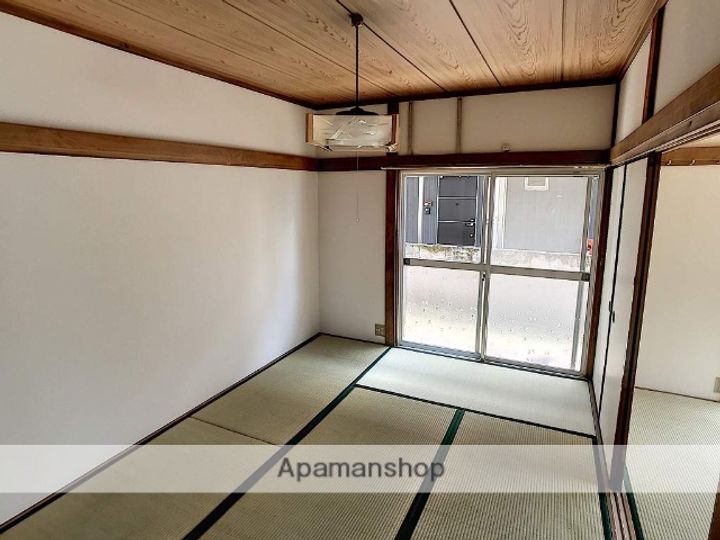 清和コーポの居間