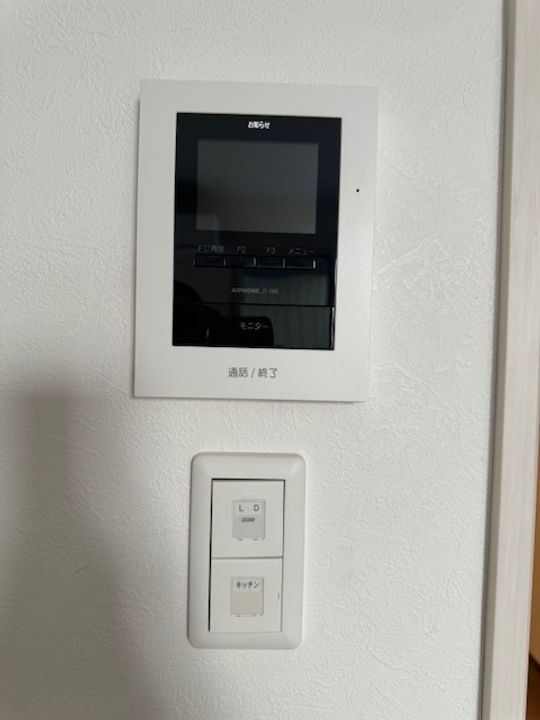 ベルサイズフラット鶴瀬201号室の内装