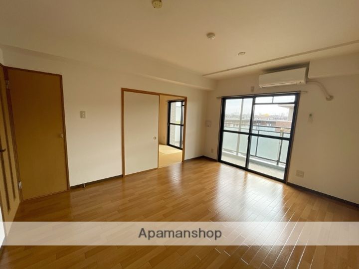 パインシルクふじみ野の居間