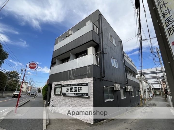東和マンションの外観