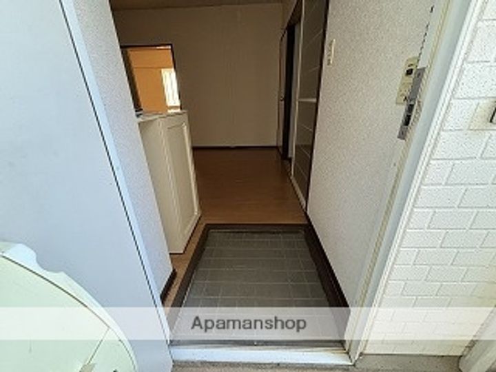 埼玉県川越市大字今福の賃貸アパートの玄関