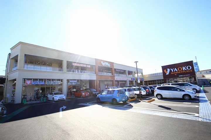 プラザ・ドゥ・シュバリエの周辺