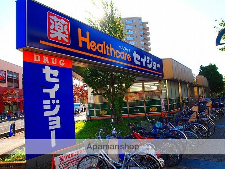 ウエストフラットの周辺