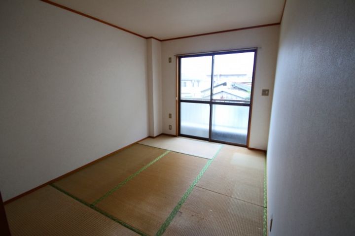 エクセレント三上の内装