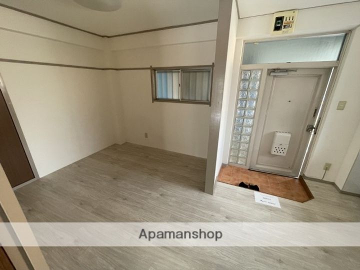 島田マンションの内装