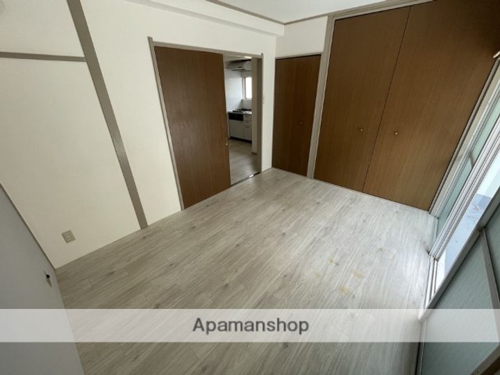 島田マンションの内装