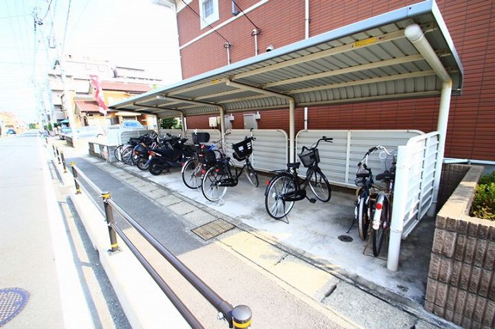 シュティル・ヴェストのその他画像