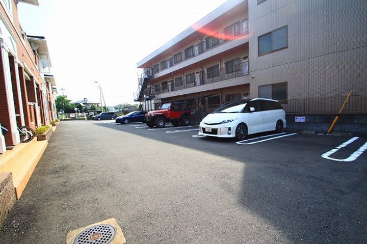 シュティル・ヴェストのその他画像