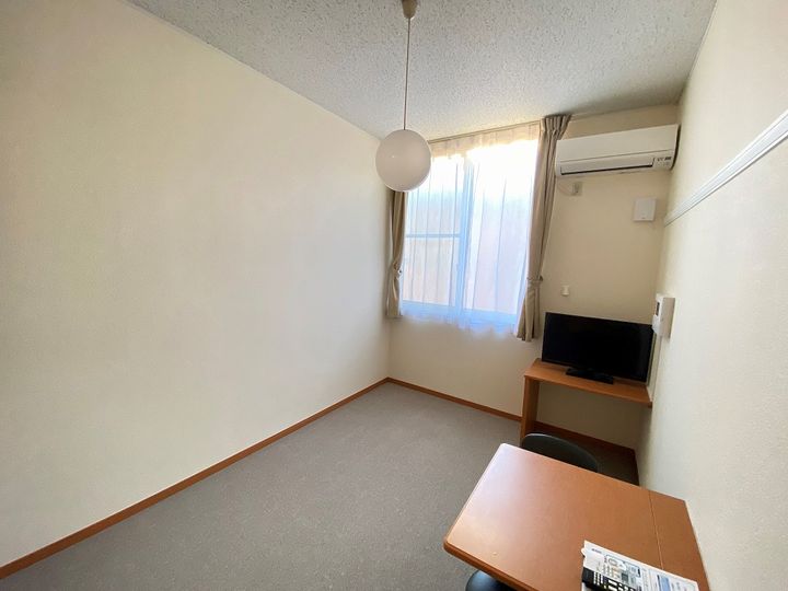 レオパレス慧の居間