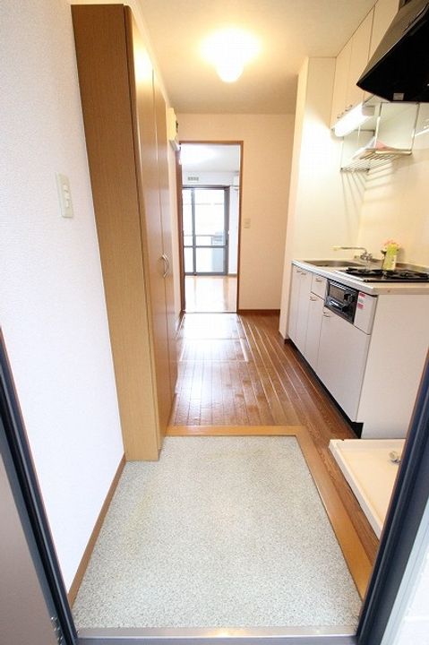 エスポワールコーワ103号室の玄関