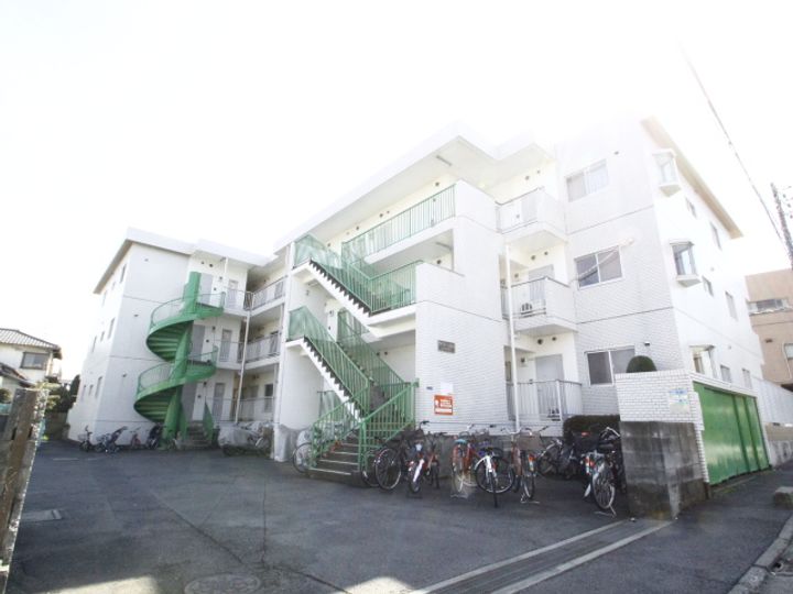 ラフォーレ飯倉306号室の外観