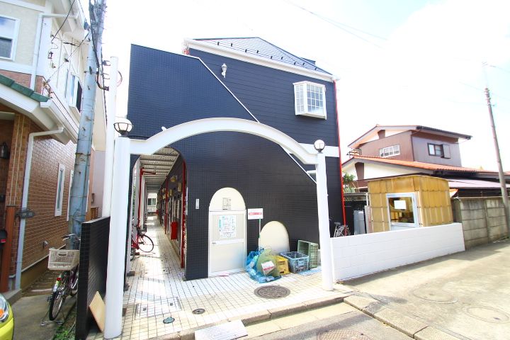 プラザ・ドゥ・シュバリエの外観