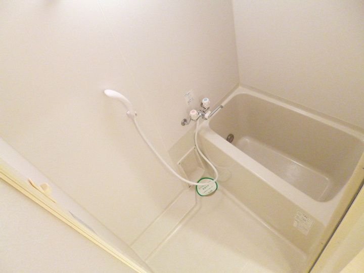 埼玉県富士見市西みずほ台2丁目の賃貸マンションの風呂
