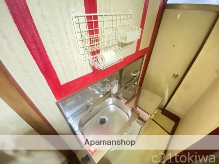 埼玉県富士見市水谷東3丁目の賃貸アパートのキッチン