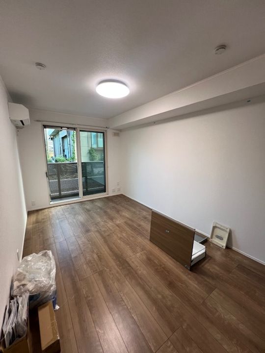 CONTRAIL 2(コントレイル)103号室の居間