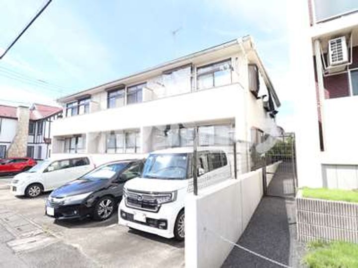 埼玉県鶴ヶ島市大字鶴ヶ丘の賃貸アパートの外観