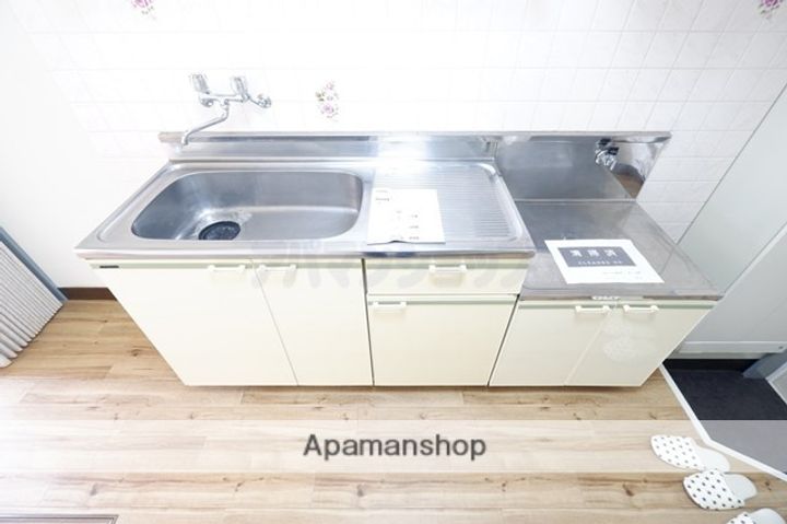 埼玉県鶴ヶ島市大字上広谷の賃貸アパートのキッチン