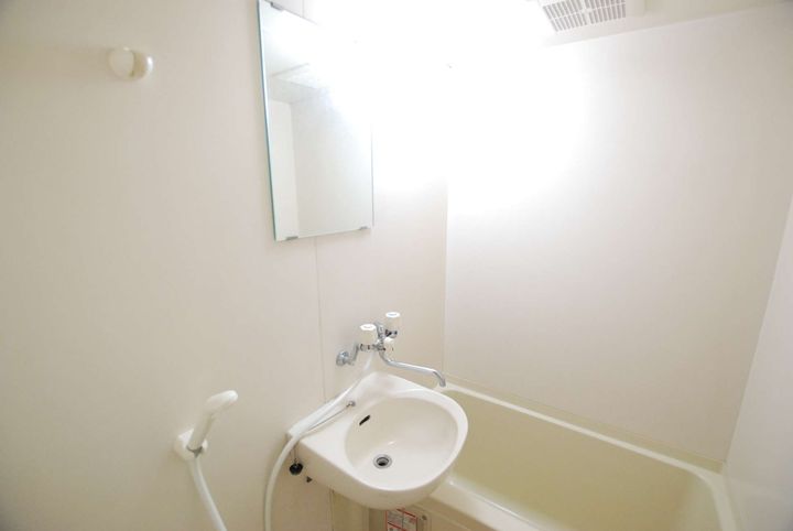 レオパレスカーニバルⅠのその他画像