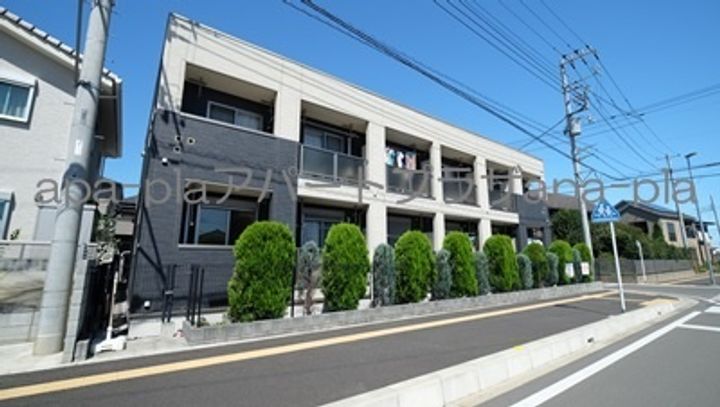 フレージュ山光の外観