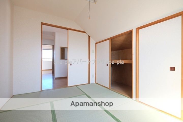 石橋ビルの内装