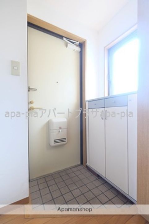 石橋ビルの玄関