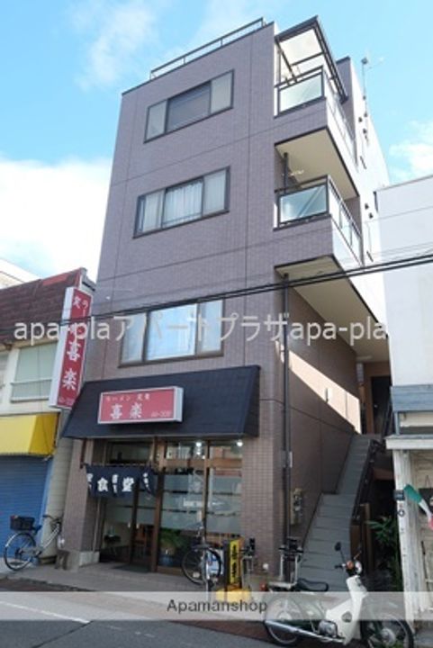 石橋ビルの外観