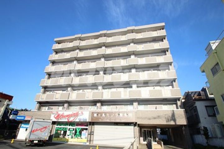 ルネス エスポワールの外観