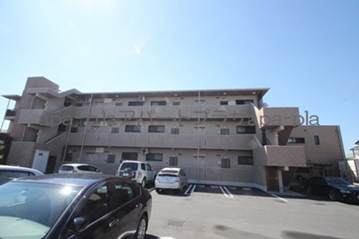 ルネス カトレアコートの外観