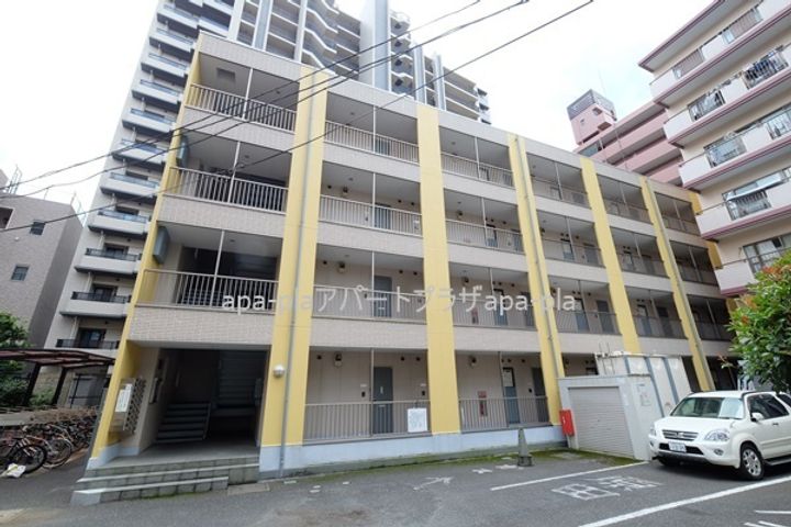 アンプルール フェール 本川越の外観