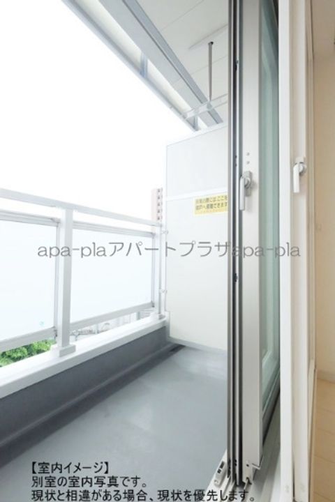 リブリ・ヴィヴェンテのその他画像