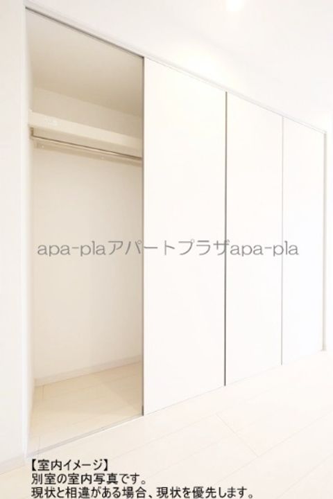 リブリ・ヴィヴェンテのその他画像