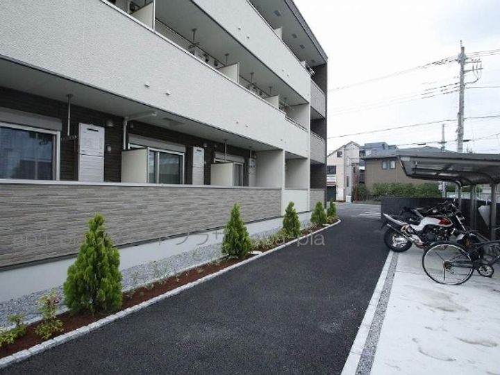 ラ プルメリアの外観