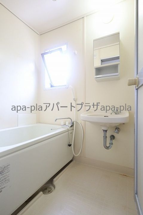パステルメゾンの風呂