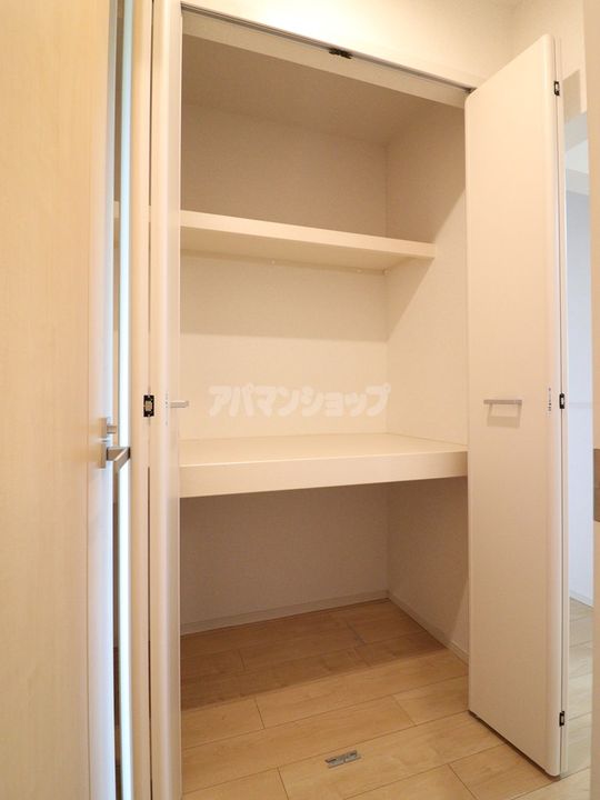 フラン・ブルームのその他画像