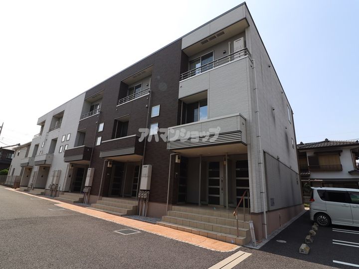 フラン・ブルームの外観