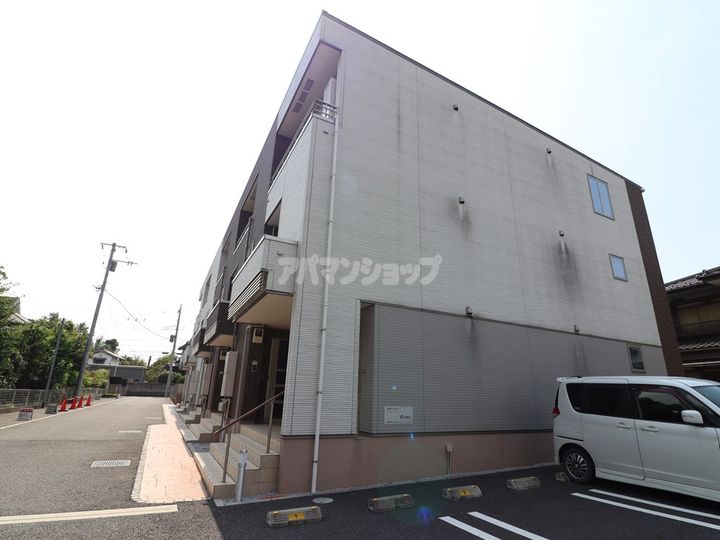 フラン・ブルームの外観