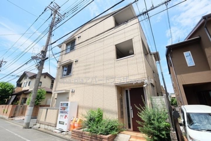 セータ サクラーレの外観