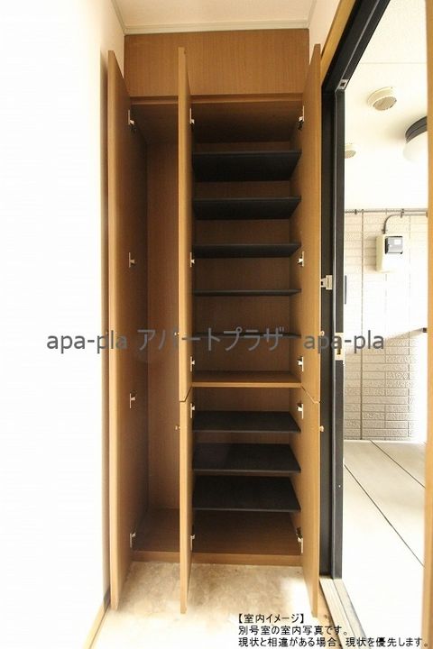 レフィナード A/Bの内装