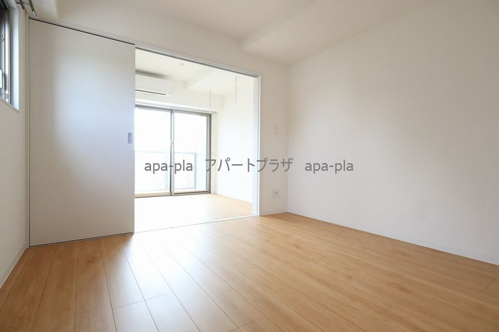 エスティメゾン川越0802の居間