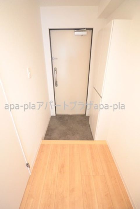 エスティメゾン川越0301の玄関