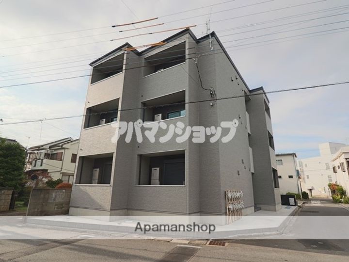 GRADUS鶴ヶ島の外観