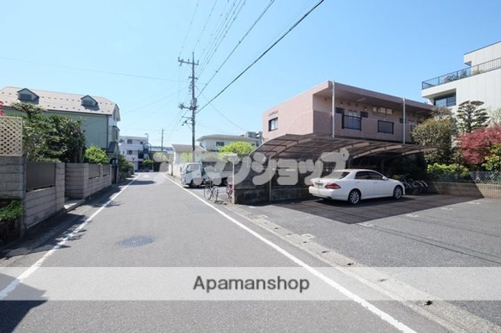 メゾンアソシエの外観