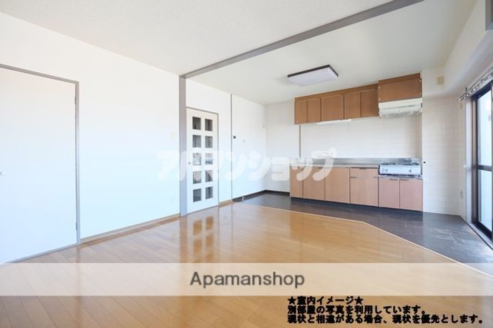 埼玉県坂戸市芦山町の賃貸マンションの内装